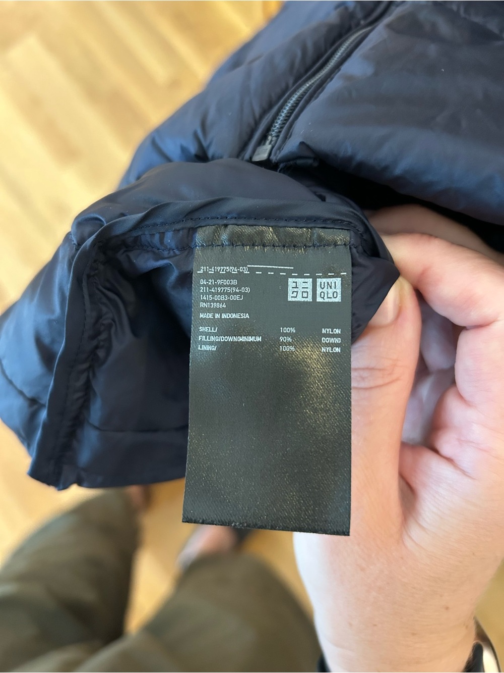 Uniqlo ultra light down vest in navy - Picture 3 of 3